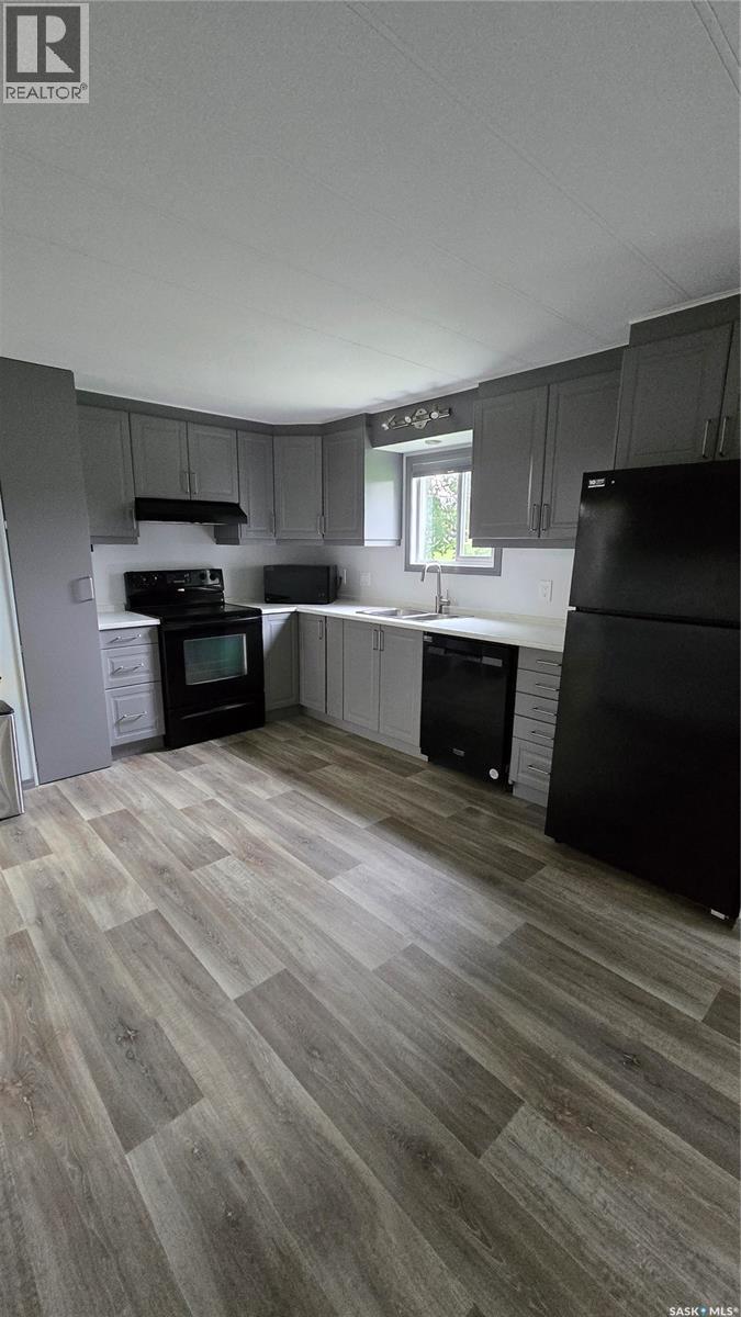 415 Third Street, Glen Ewen, Saskatchewan  S0C 1C0 - Photo 1 - SK047501