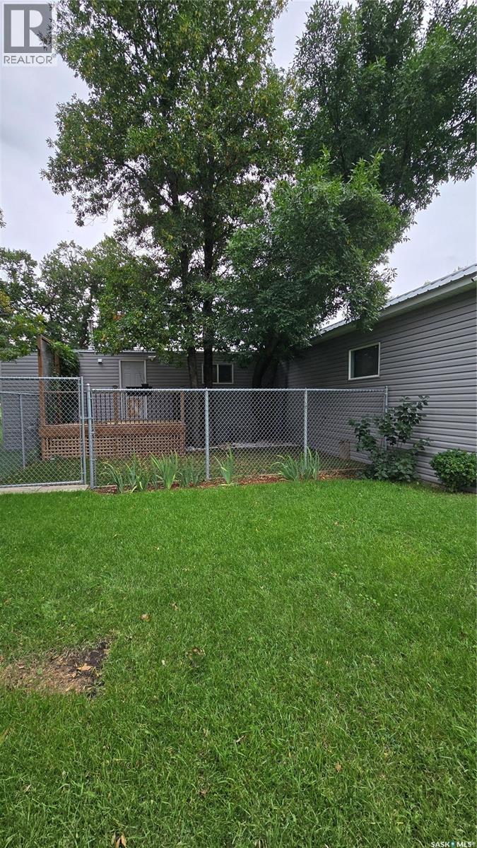 415 Third Street, Glen Ewen, Saskatchewan  S0C 1C0 - Photo 15 - SK047501