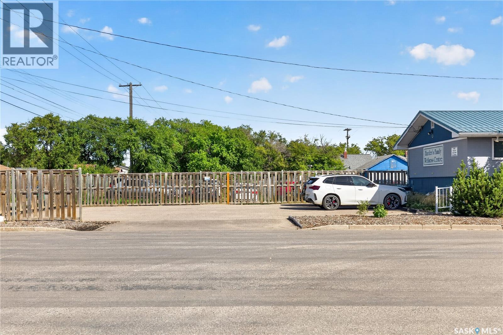 1226 22nd Street W, Saskatoon, Saskatchewan  S7M 0S7 - Photo 4 - SK047253