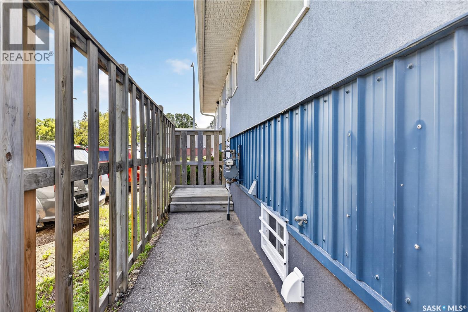 1226 22nd Street W, Saskatoon, Saskatchewan  S7M 0S7 - Photo 6 - SK047253