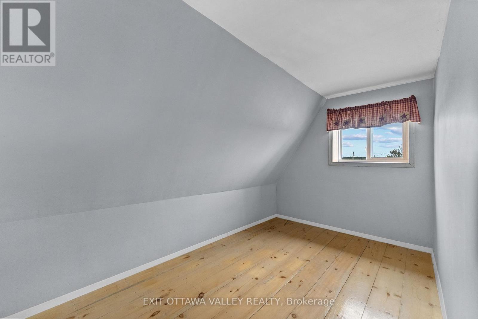 38922 41 Highway, Laurentian Valley, Ontario  K8A 6W4 - Photo 19 - X13743660