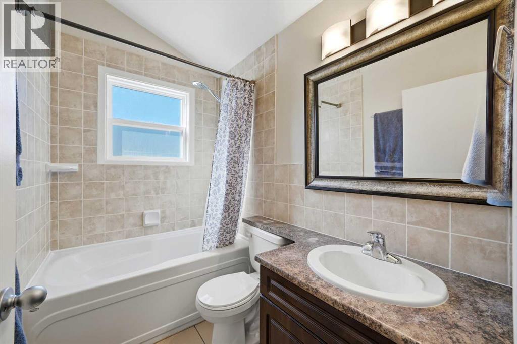 2445 Cherokee Drive NW, Calgary, Alberta  T2L 0X6 - Photo 20 - A2339116