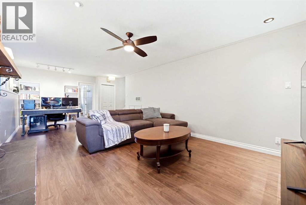2445 Cherokee Drive NW, Calgary, Alberta  T2L 0X6 - Photo 25 - A2339116