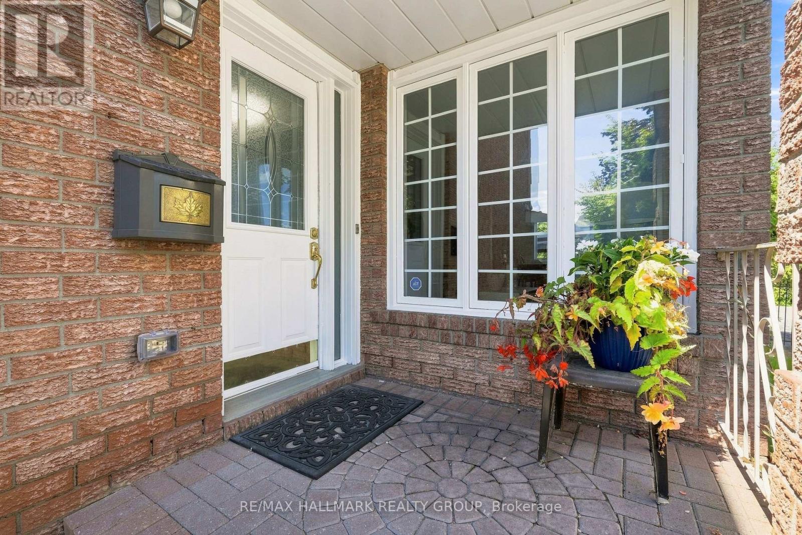 609 Tourelle Drive, Ottawa, Ontario  K4A 3H5 - Photo 3 - X13743656