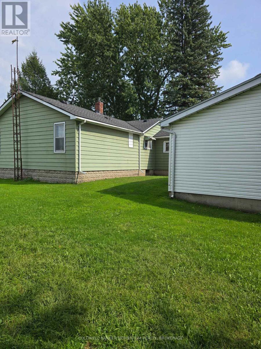 1-5 Priddle Drive, Norfolk, Ontario  N0E 1G0 - Photo 3 - X13743634