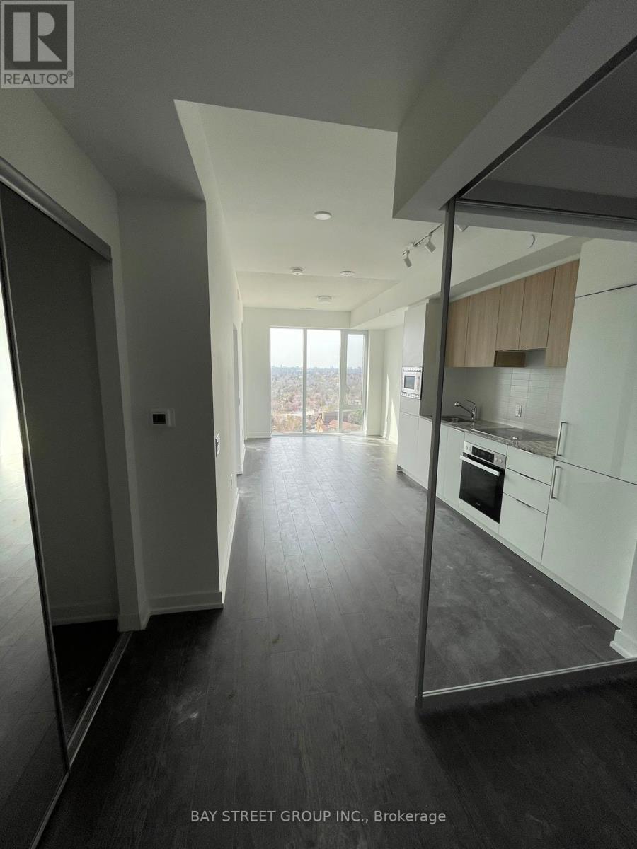 20 O'neill Road, Toronto, Ontario  M3C 0R2 - Photo 2 - C13743622