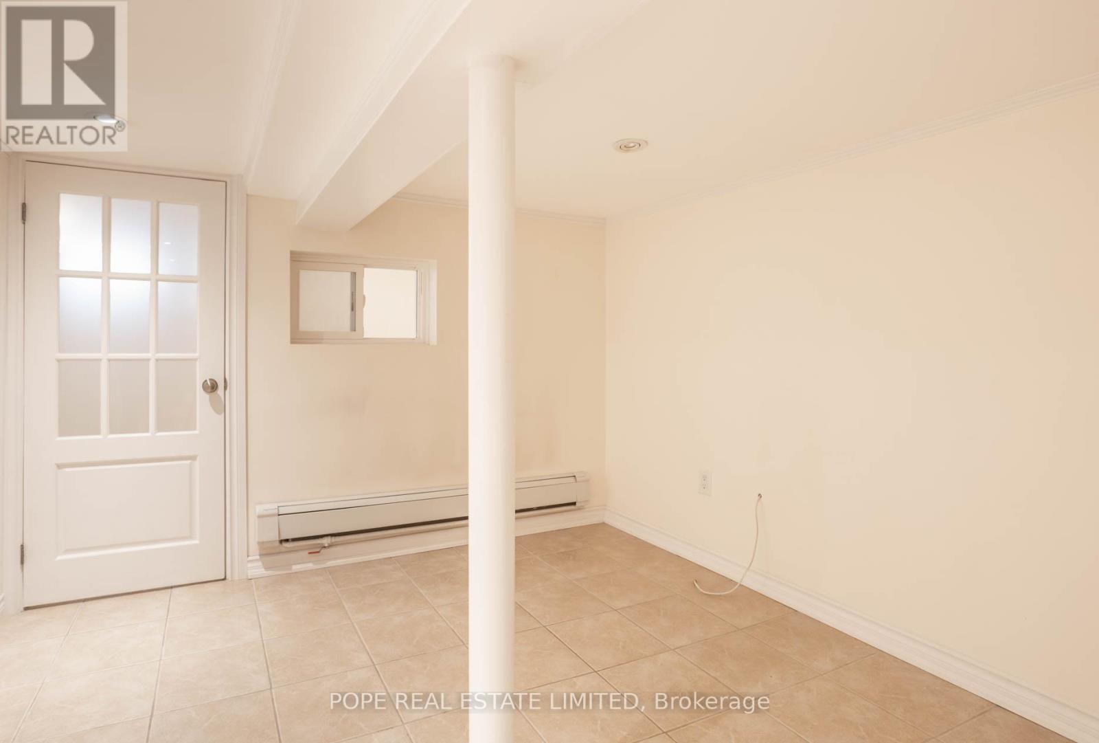 Bsmt - 447 Roxton Road, Toronto, Ontario  M6G 3R5 - Photo 14 - C13743626