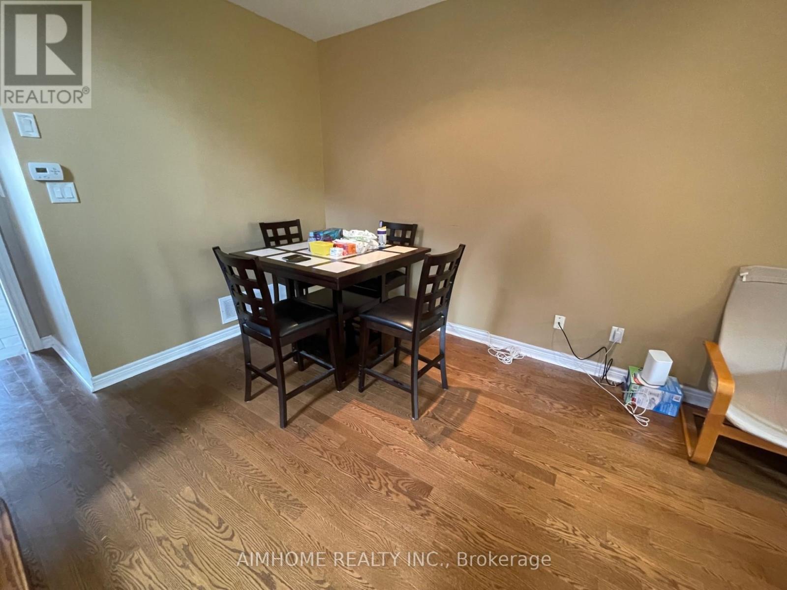 75 Leitchcroft Crescent, Markham, Ontario  L3T 7T9 - Photo 4 - N13743620