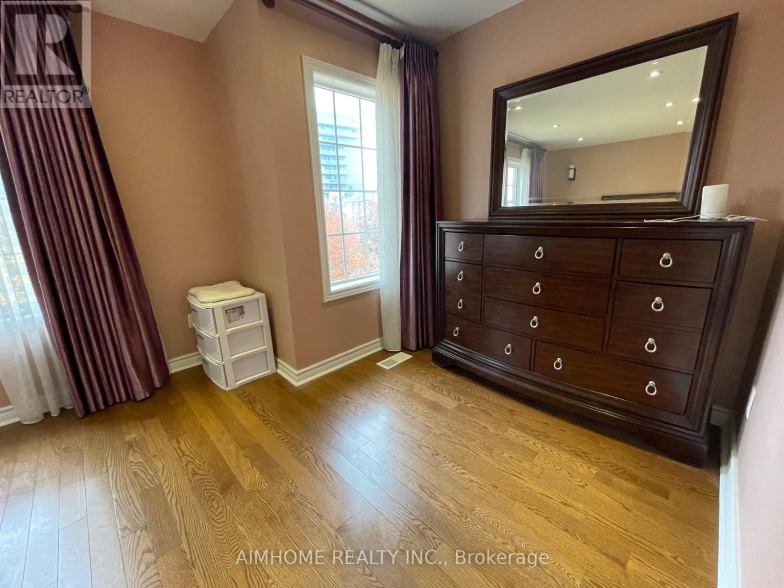 75 Leitchcroft Crescent, Markham, Ontario  L3T 7T9 - Photo 9 - N13743620