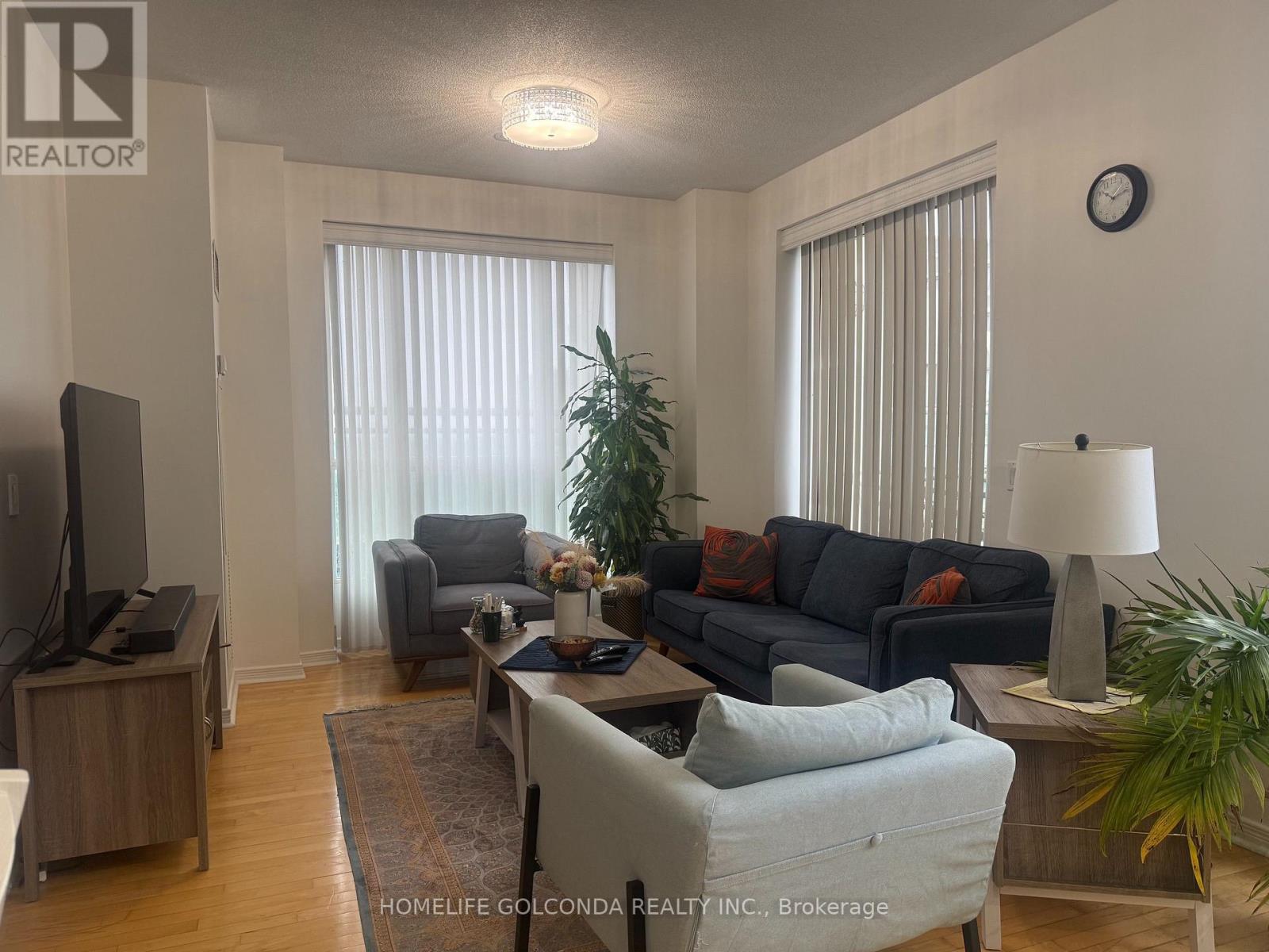 PH07 - 330 RED MAPLE ROAD, Richmond Hill, Ontario