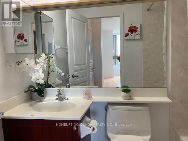 Ph07 - 330 Red Maple Road, Richmond Hill, Ontario  L4C 0T6 - Photo 13 - N13743642