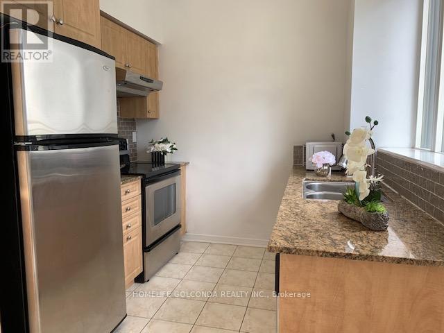 Ph07 - 330 Red Maple Road, Richmond Hill, Ontario  L4C 0T6 - Photo 7 - N13743642