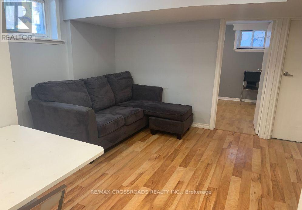 3 - 128 Major Mackenzie Drive E, Richmond Hill, Ontario  L4C 1H1 - Photo 5 - N13743654