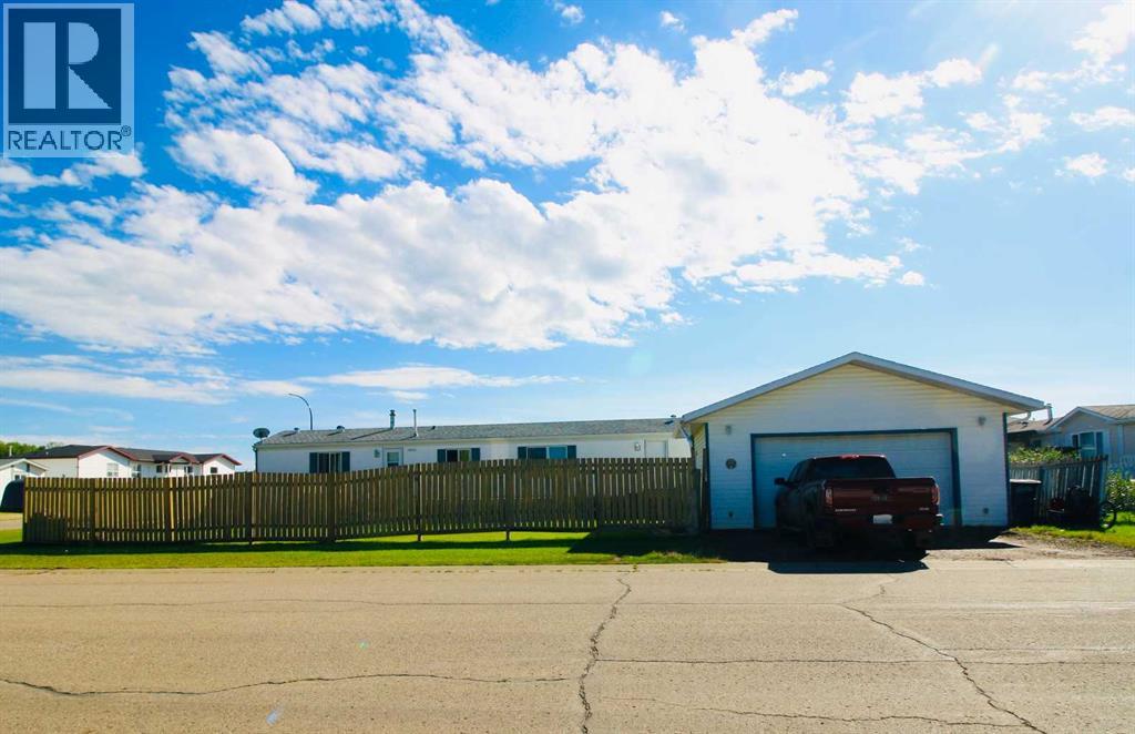 9900 108 Street, High Level, Alberta  T0H 1Z0 - Photo 1 - A2340182