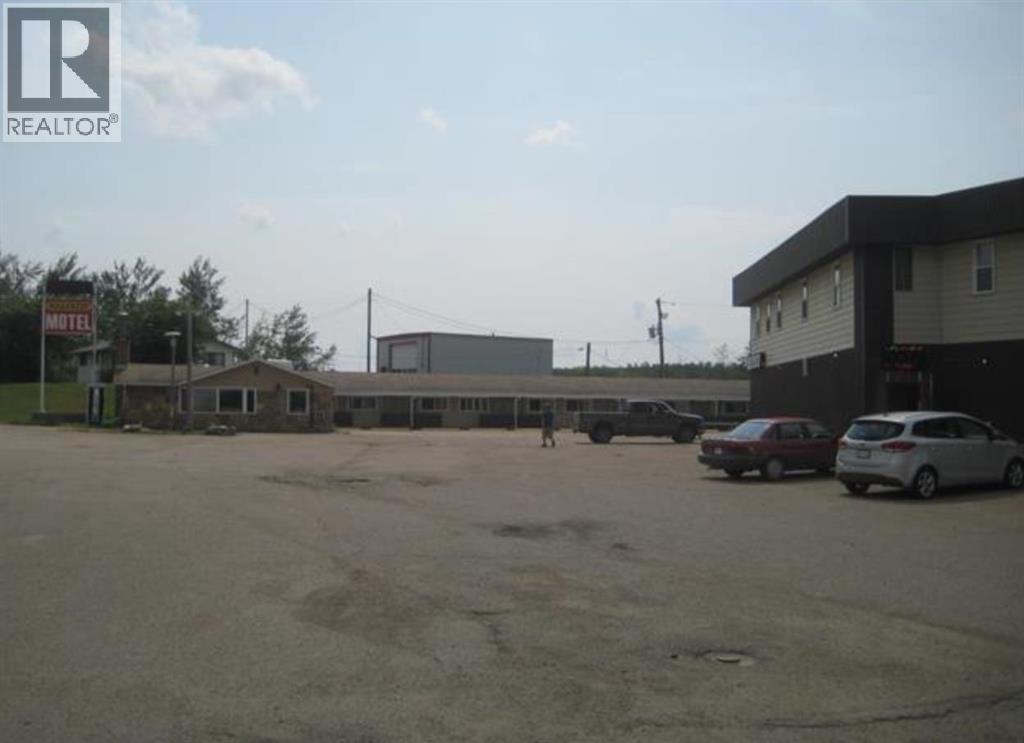 504 & 506 Main Street, Manning, Alberta  T0H 2M0 - Photo 21 - A2342680