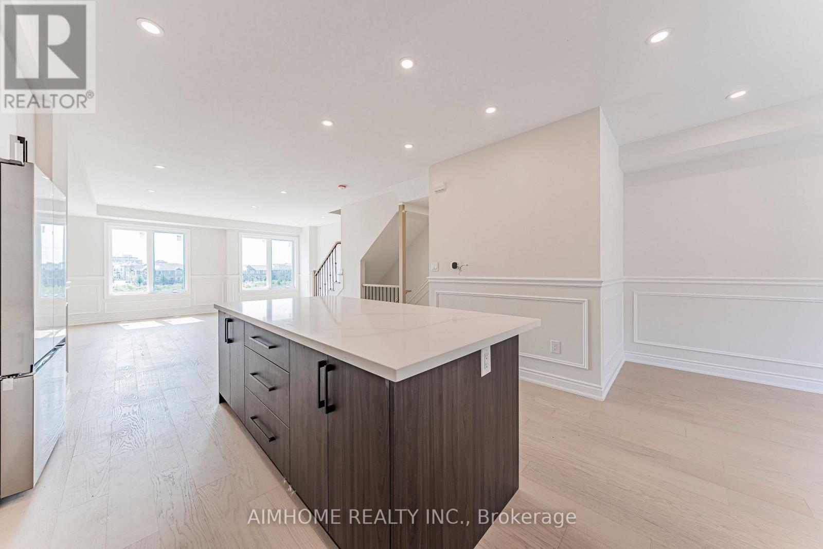 10 - 3070 John Mckay Boulevard, Oakville, Ontario  L6H 4K5 - Photo 14 - W13743632