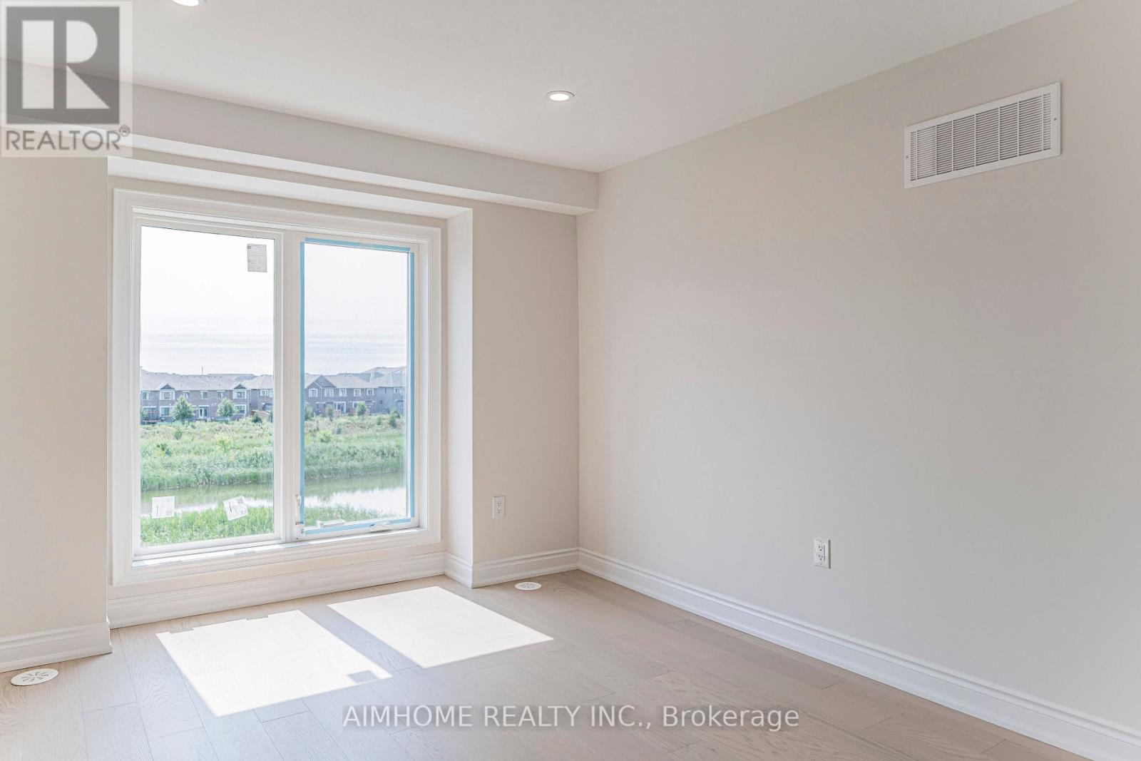 10 - 3070 John Mckay Boulevard, Oakville, Ontario  L6H 4K5 - Photo 23 - W13743632