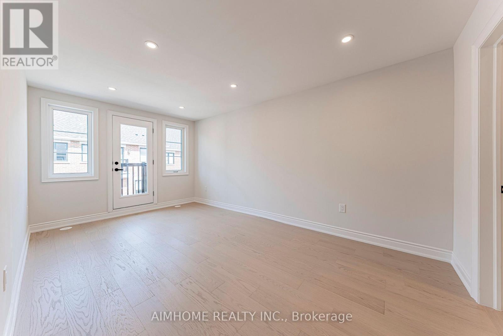 10 - 3070 John Mckay Boulevard, Oakville, Ontario  L6H 4K5 - Photo 25 - W13743632