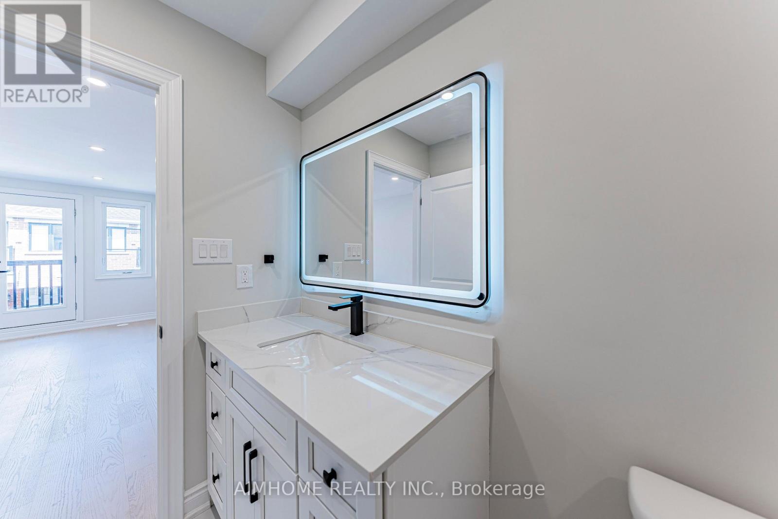 10 - 3070 John Mckay Boulevard, Oakville, Ontario  L6H 4K5 - Photo 33 - W13743632