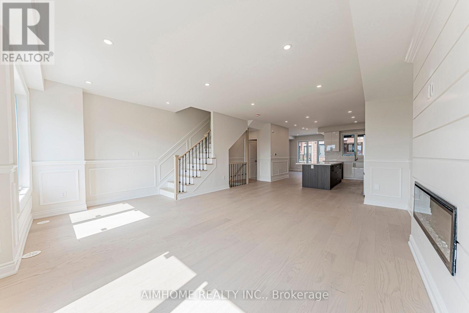 10 - 3070 John Mckay Boulevard, Oakville, Ontario  L6H 4K5 - Photo 5 - W13743632