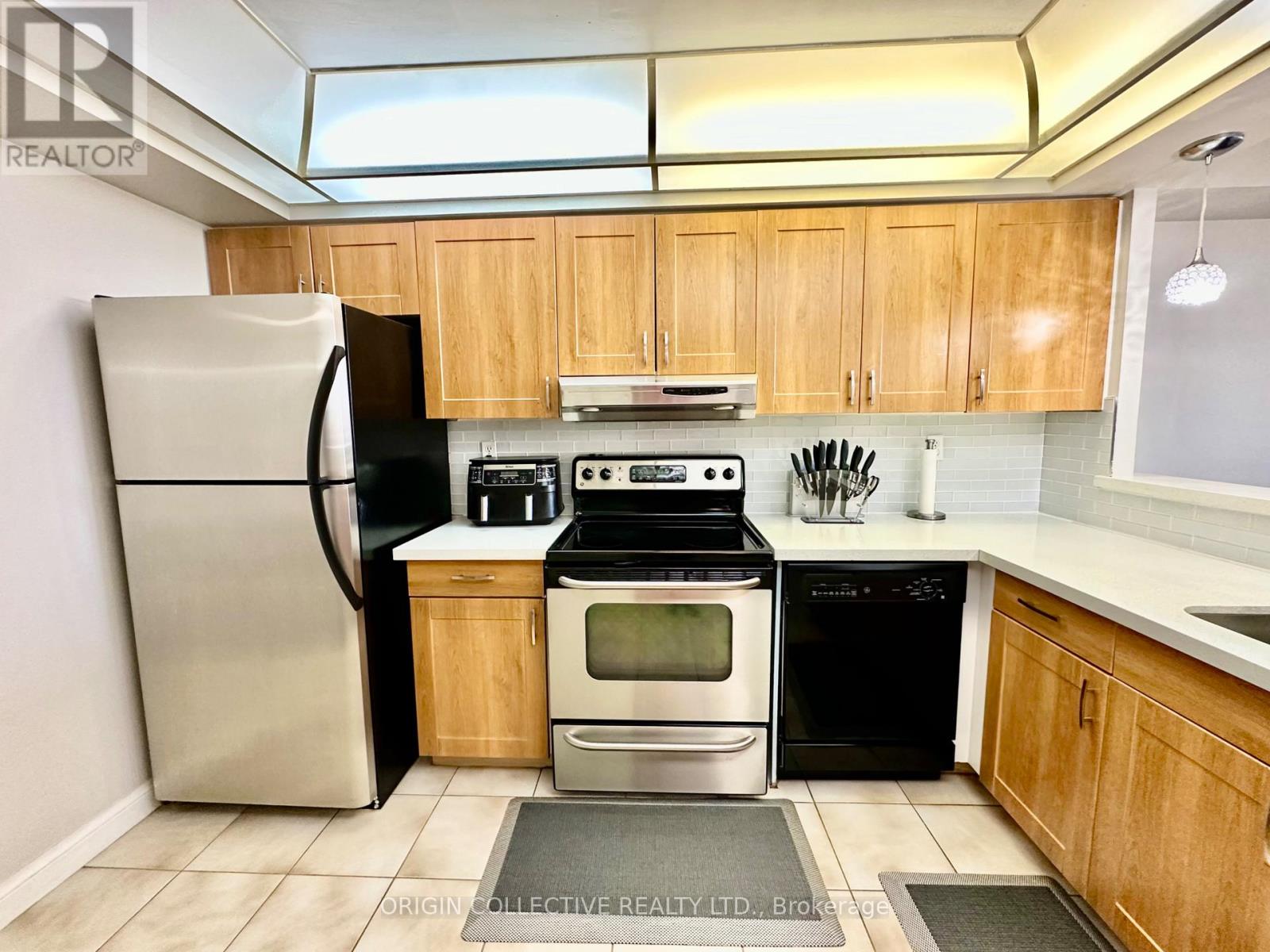 905 - 24 Hanover Road, Brampton, Ontario  L6S 5K8 - Photo 6 - W13743644