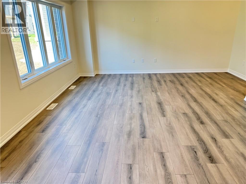 553 Balsam Poplar Street, Waterloo, Ontario  N2V 0H8 - Photo 4 - 40859242