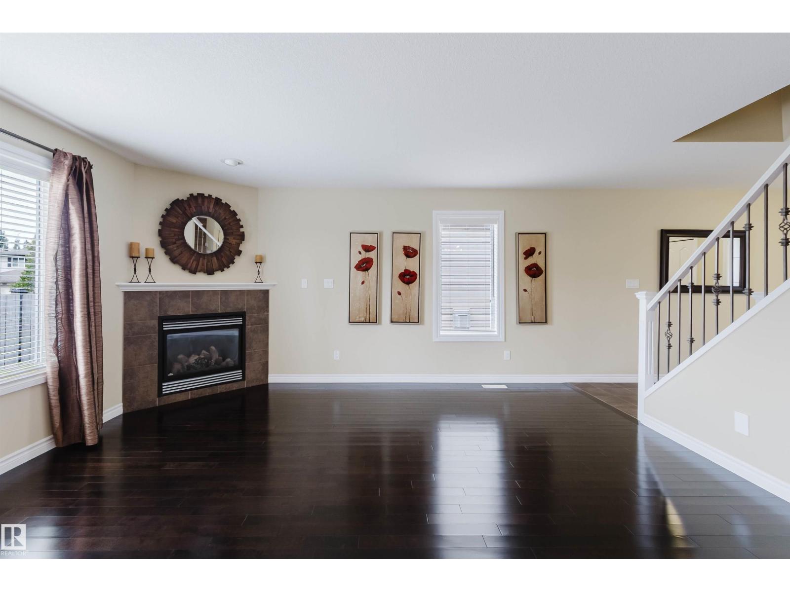 1908 Hammond Pl Nw, Edmonton, Alberta  T6M 0K3 - Photo 4 - E4507005