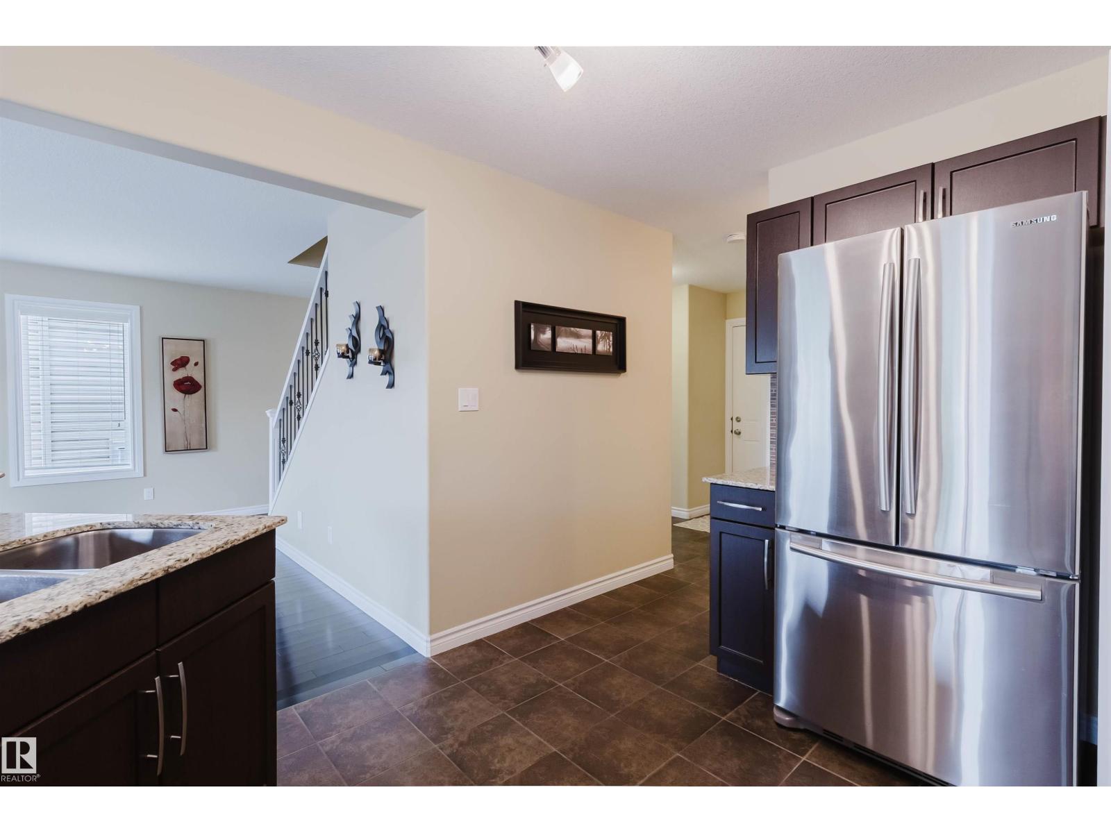1908 Hammond Pl Nw, Edmonton, Alberta  T6M 0K3 - Photo 8 - E4507005
