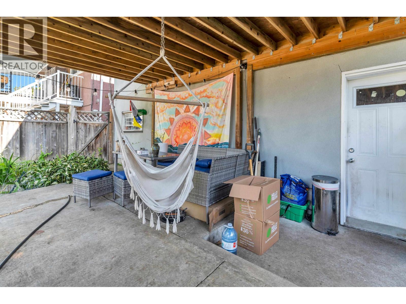 5755 Dumfries Street, Vancouver, British Columbia  V5P 3A7 - Photo 16 - R3161299