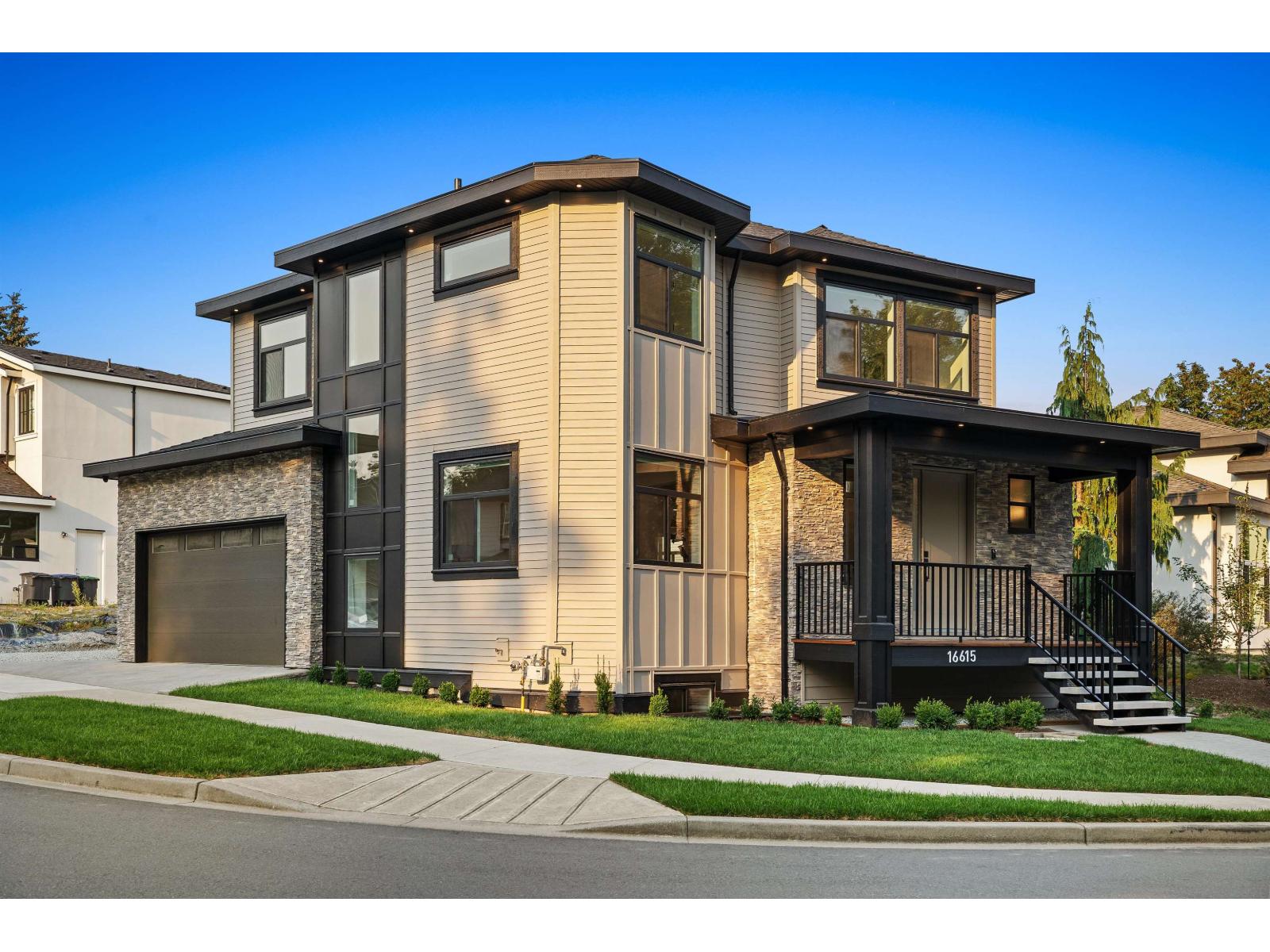 16615 102 AVENUE, surrey, British Columbia