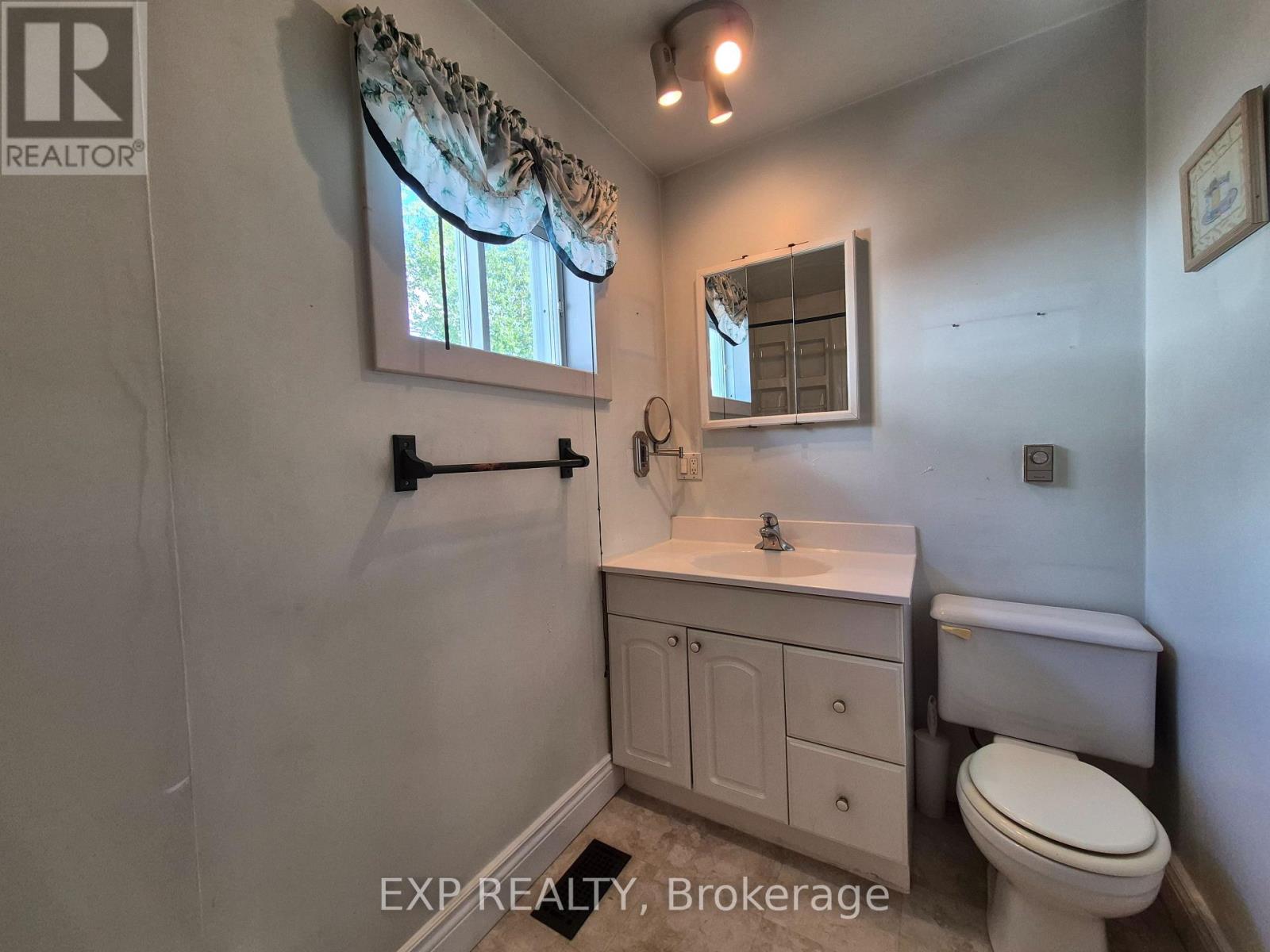 170 June Street, Renfrew, Ontario  K7V 2K3 - Photo 16 - X13743686