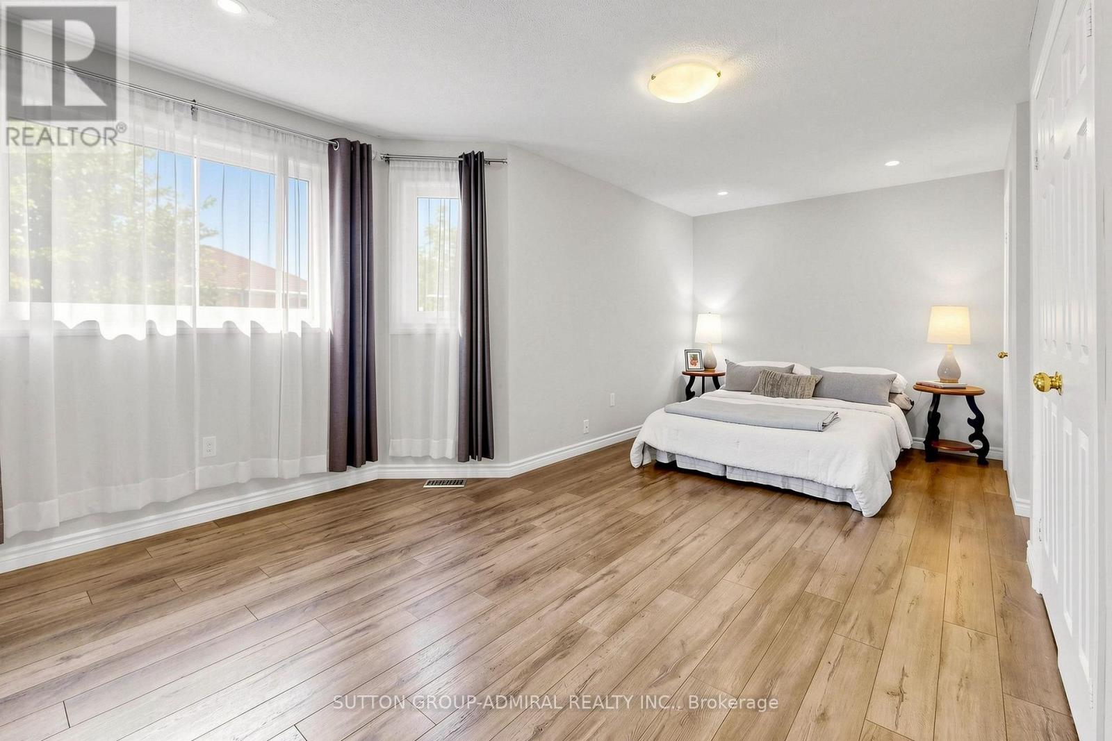 38 Felt Crescent, Barrie, Ontario  L4N 8V1 - Photo 17 - S13743664