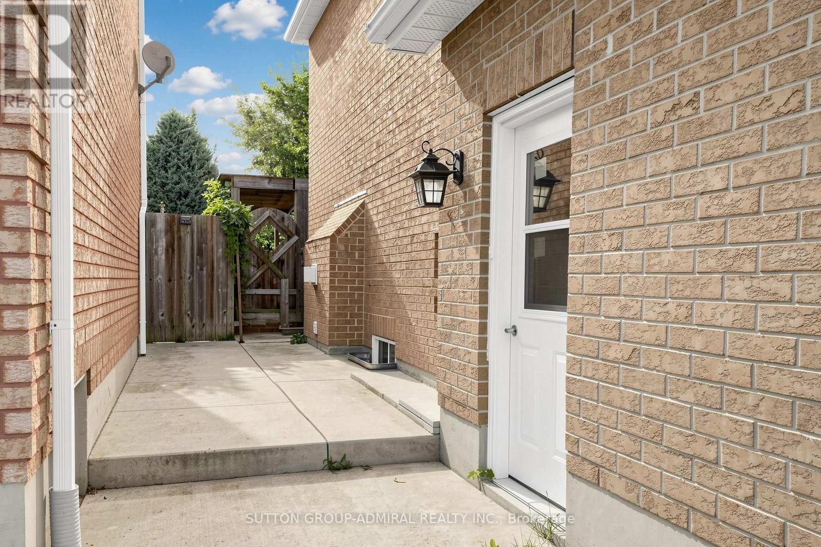 38 Felt Crescent, Barrie, Ontario  L4N 8V1 - Photo 32 - S13743664