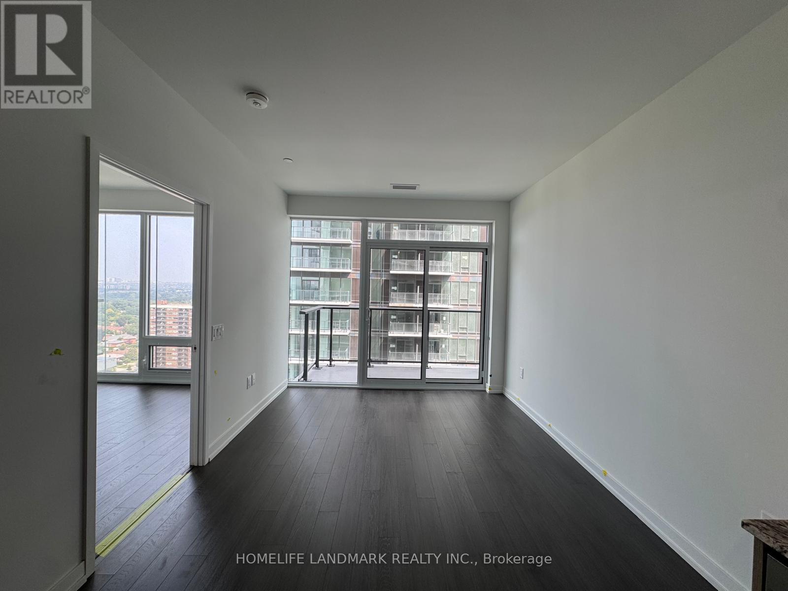 1805 - 4010 Eglinton Avenue W, Toronto, Ontario  M9A 0G5 - Photo 2 - W13743682