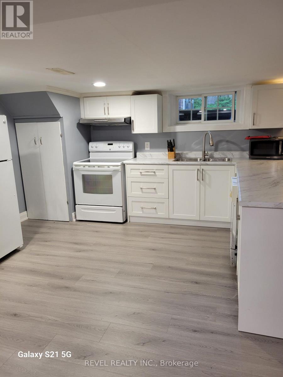 31 Sackville Street, Caledon, Ontario  L7E 1B8 - Photo 6 - W13738304