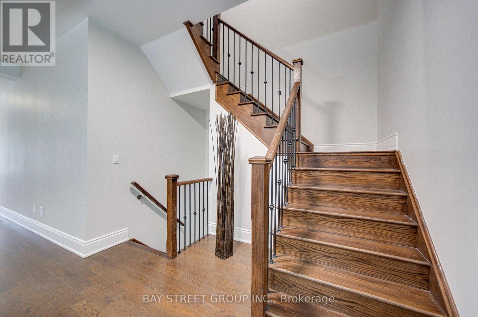 16 Malaspina Close, Brampton, Ontario  L6Y 6E2 - Photo 10 - W13739248