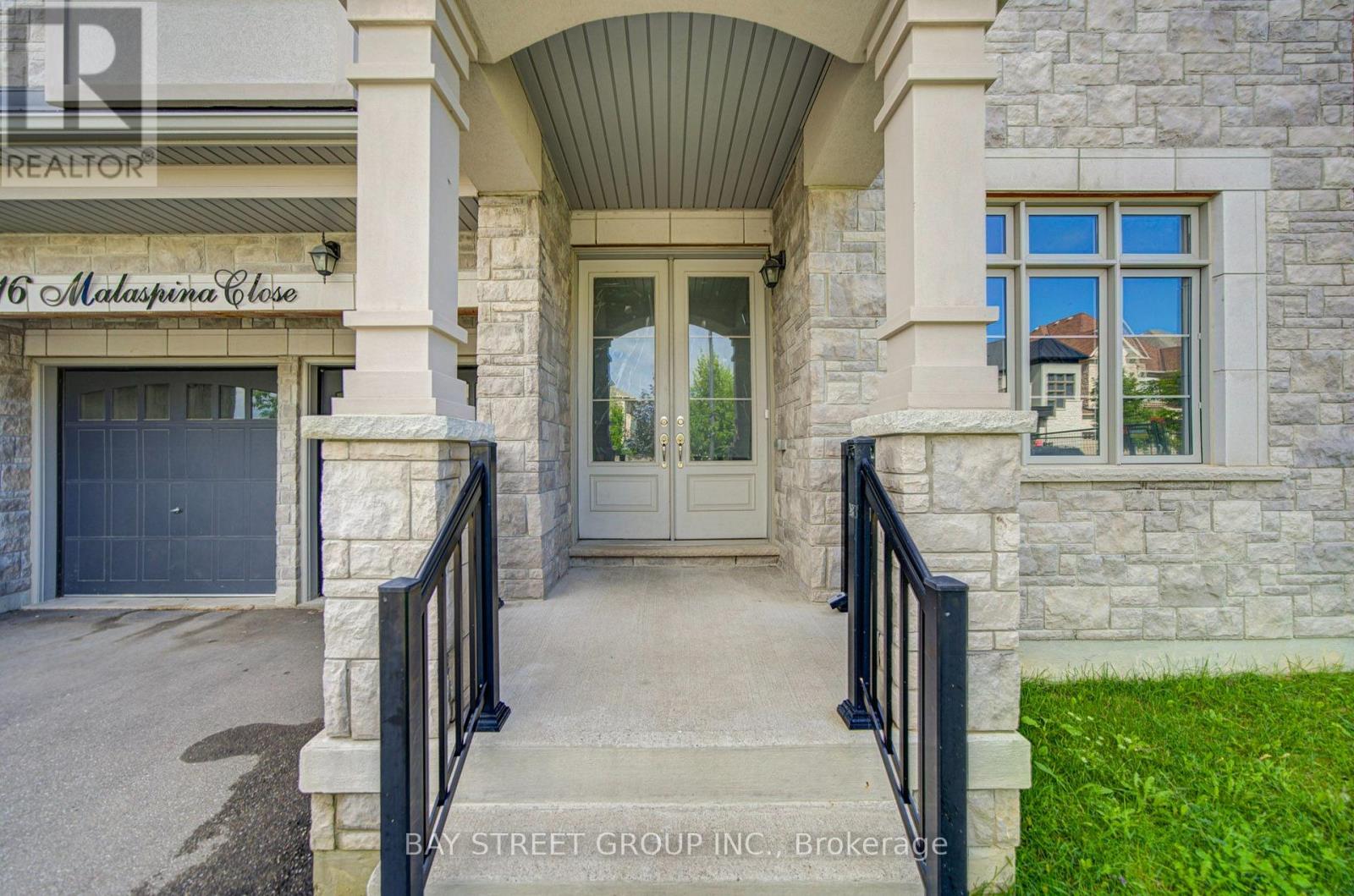 16 Malaspina Close, Brampton, Ontario  L6Y 6E2 - Photo 49 - W13739248