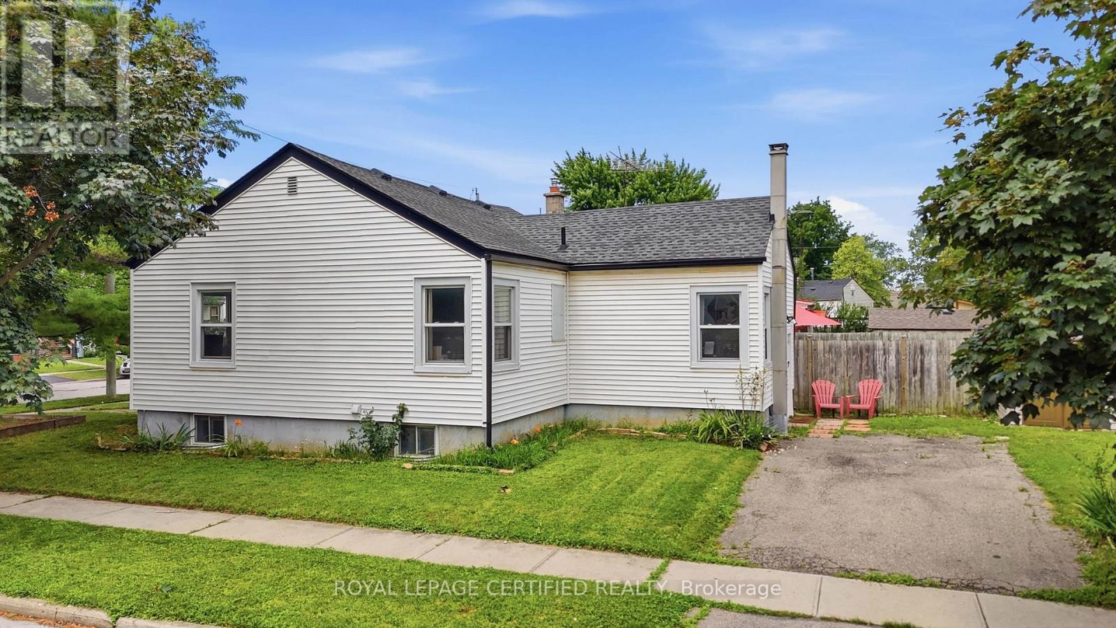 18 Coventry Street, St. Catharines, Ontario  L2R 6X7 - Photo 22 - X13743678