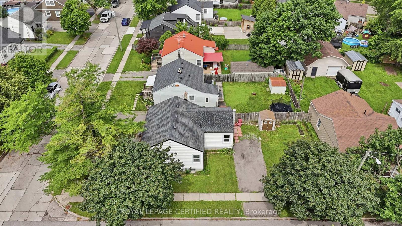 18 Coventry Street, St. Catharines, Ontario  L2R 6X7 - Photo 24 - X13743678
