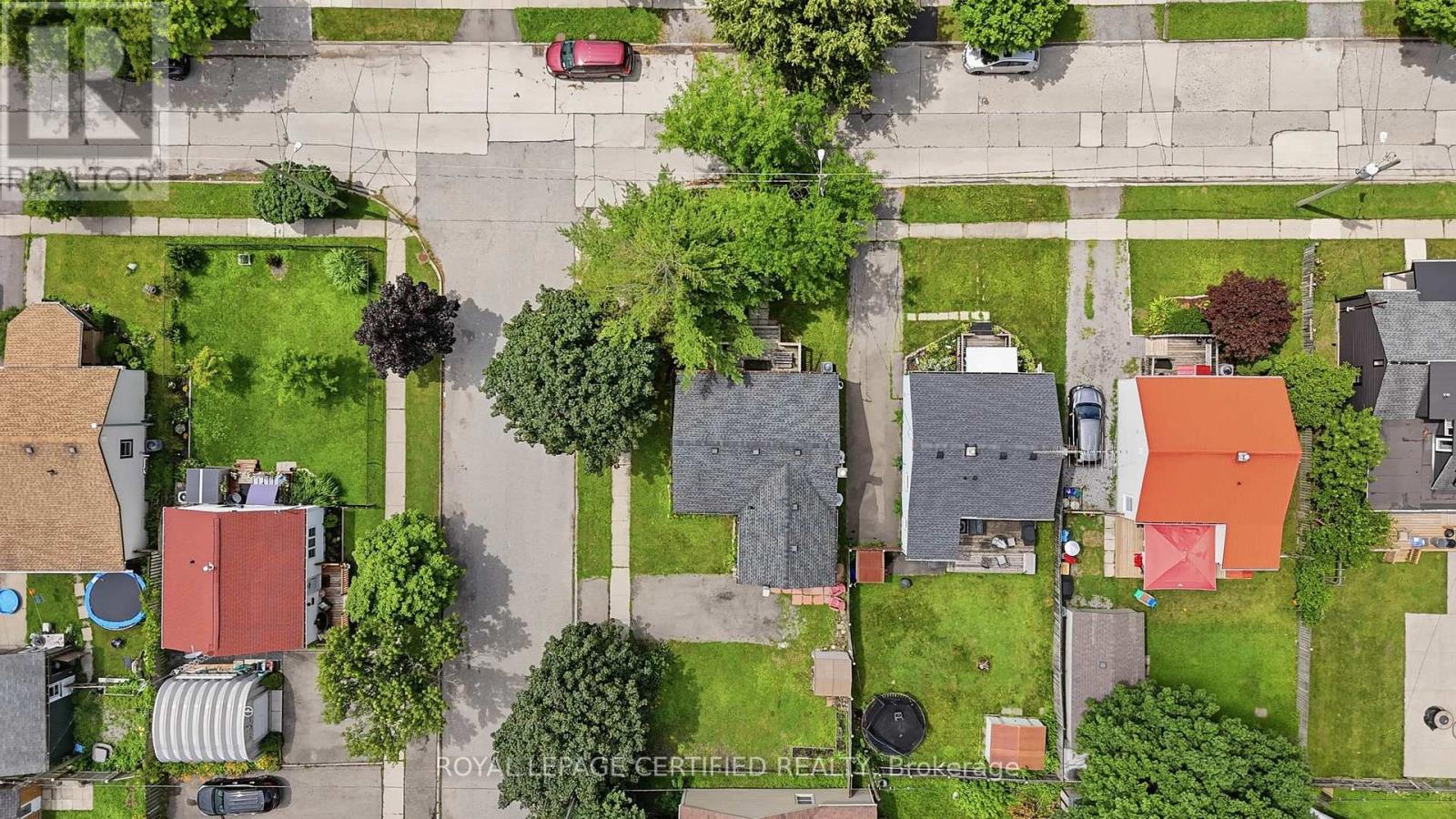 18 Coventry Street, St. Catharines, Ontario  L2R 6X7 - Photo 25 - X13743678