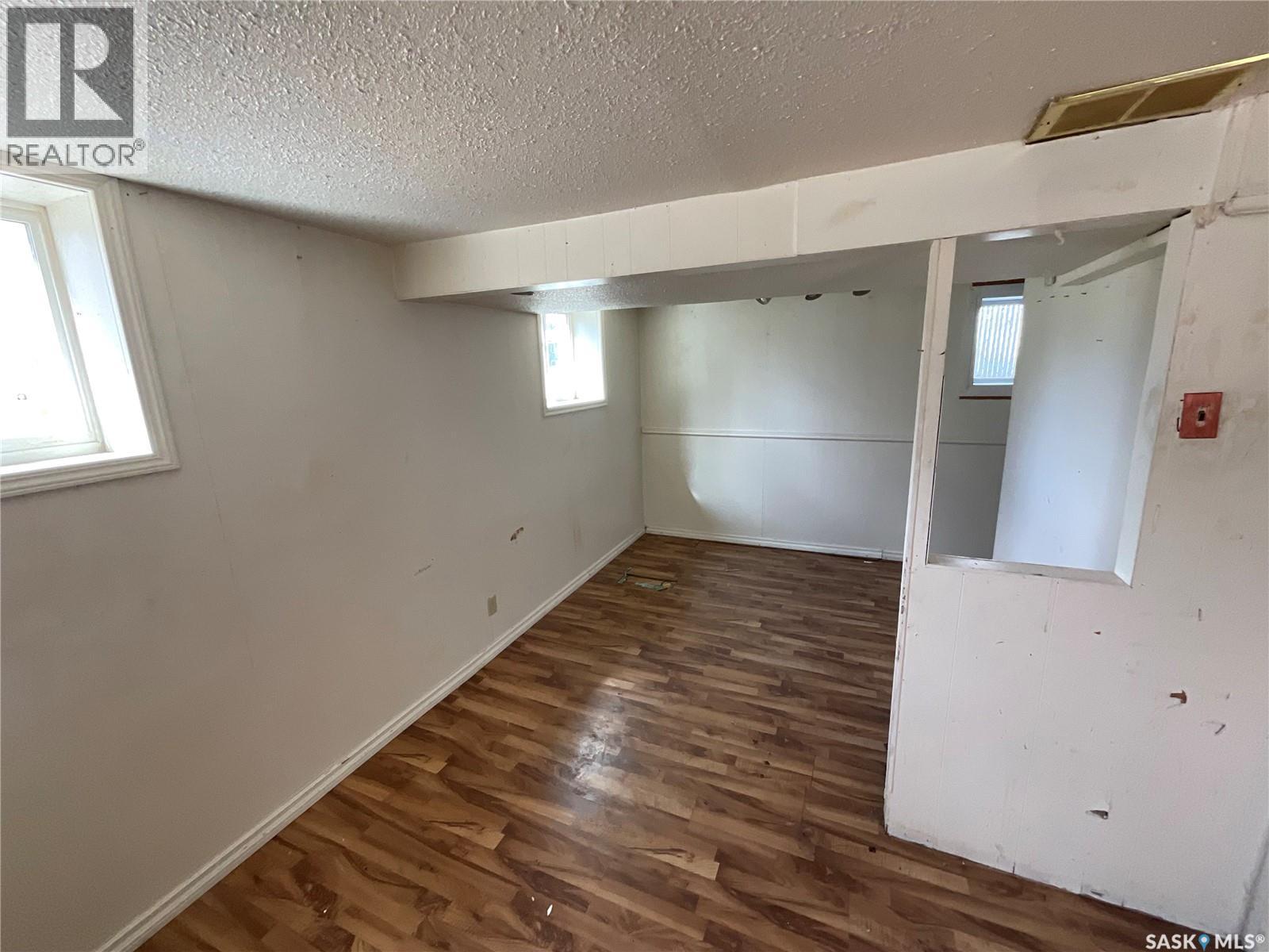 810 O Avenue S, Saskatoon, Saskatchewan  S7M 2L4 - Photo 11 - SK047519
