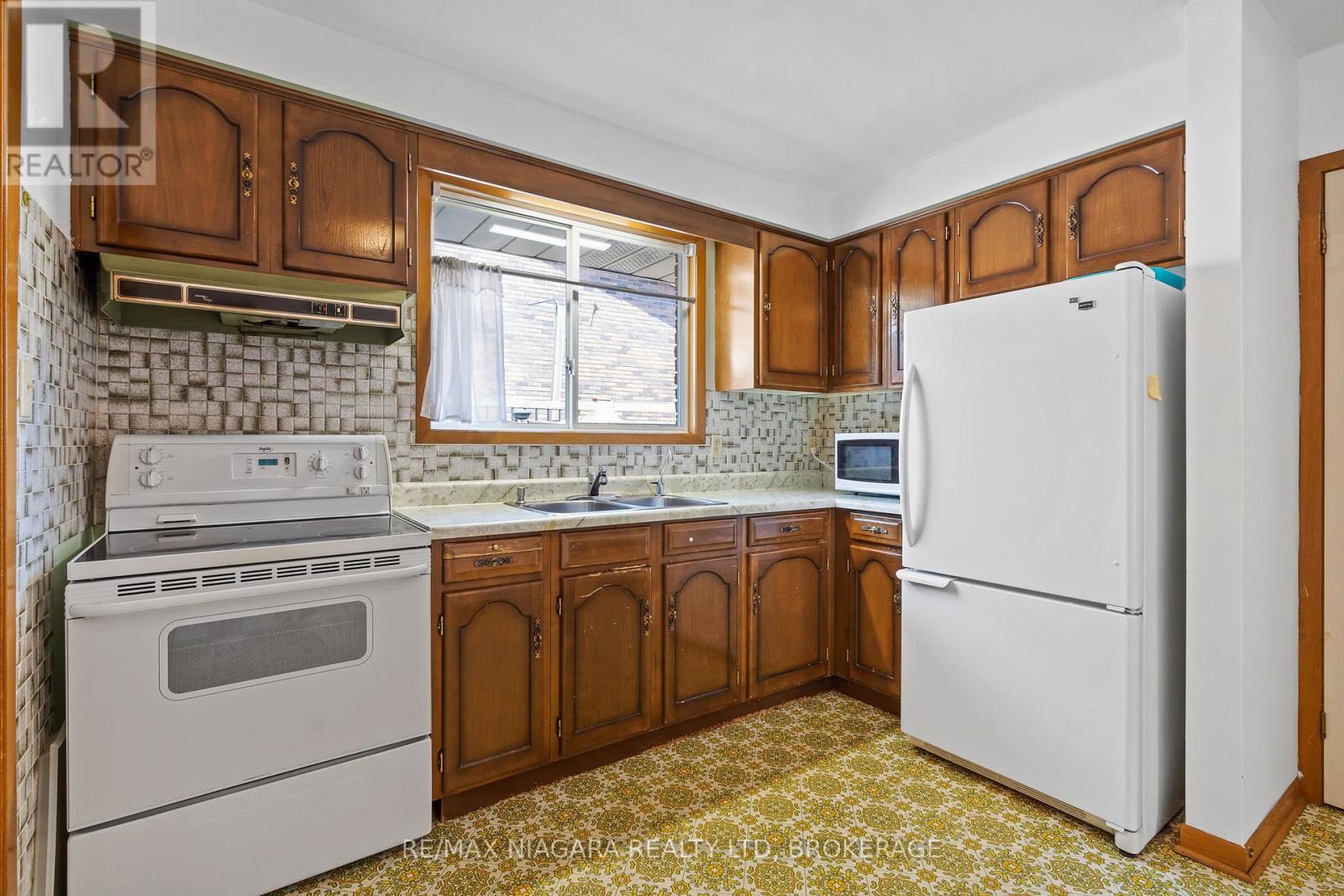 26 Forster Avenue, Thorold, Ontario  L2V 4J5 - Photo 9 - X13743712