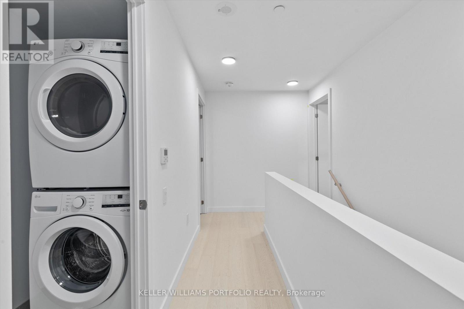 Th09 - 1720 Bayview Avenue, Toronto, Ontario  M4G 3C4 - Photo 16 - C13743688