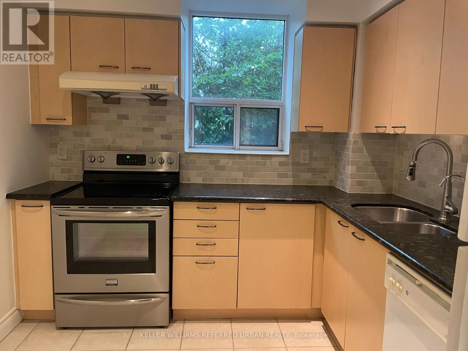 205 - 1 Clairtrell Road, Toronto, Ontario  M2N 7H5 - Photo 5 - C13743690