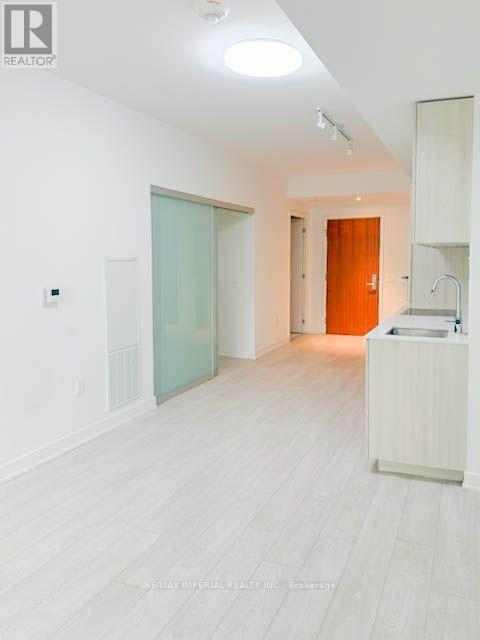 205 - 15 Queens Quay E, Toronto, Ontario  M5E 0A5 - Photo 6 - C13743700