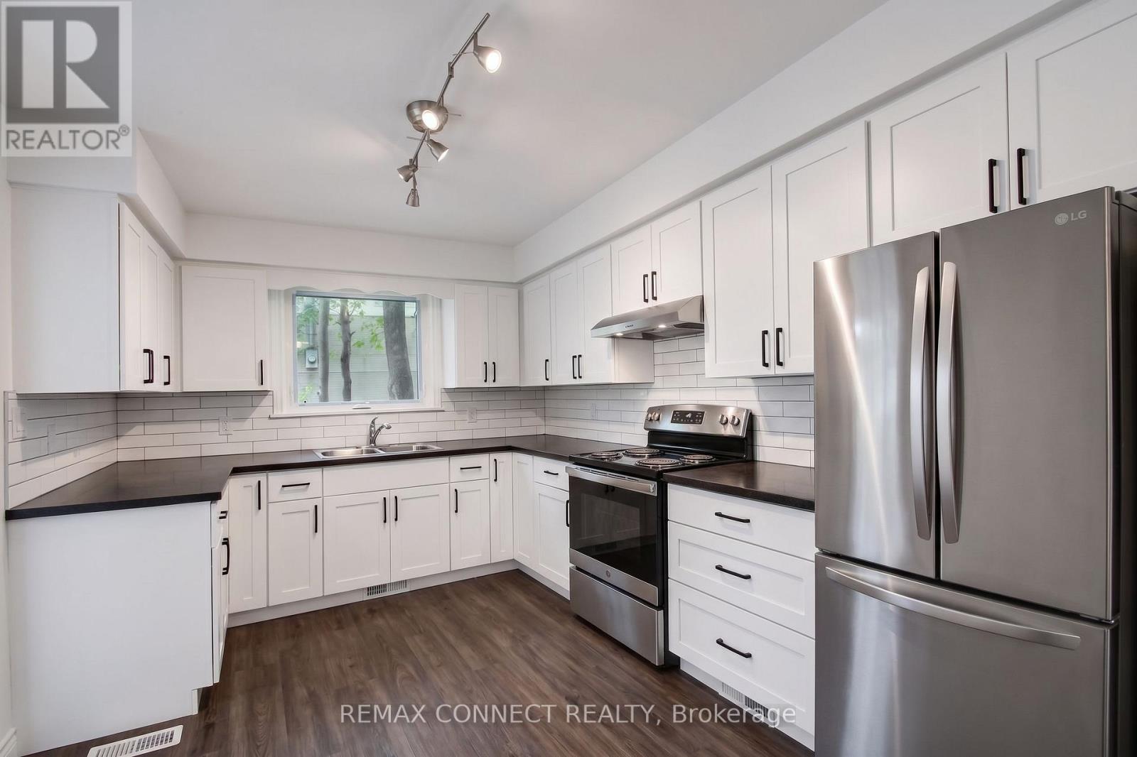 -  Main - 12 Longbridge Road, Vaughan, Ontario  L4J 1L5 - Photo 2 - N13743716