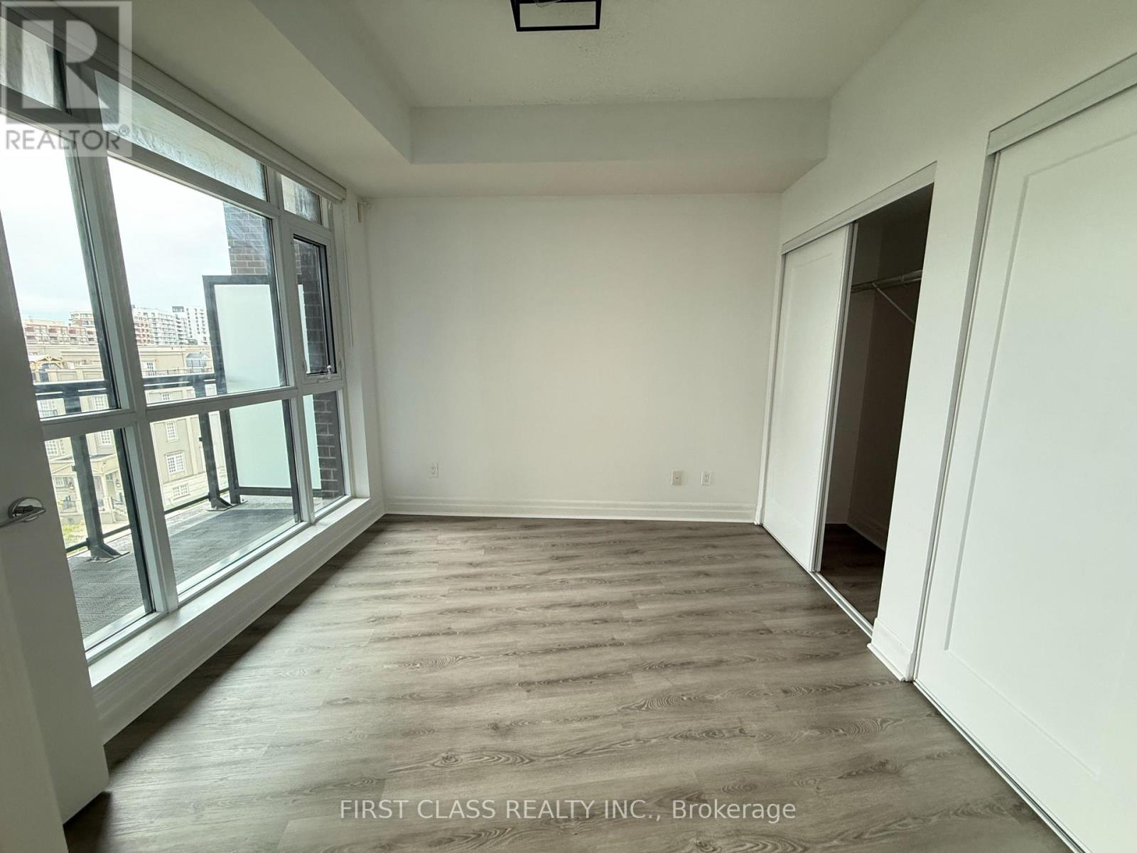 501 - 8130 Birchmount Road, Markham, Ontario  L6G 0E4 - Photo 5 - N13743724