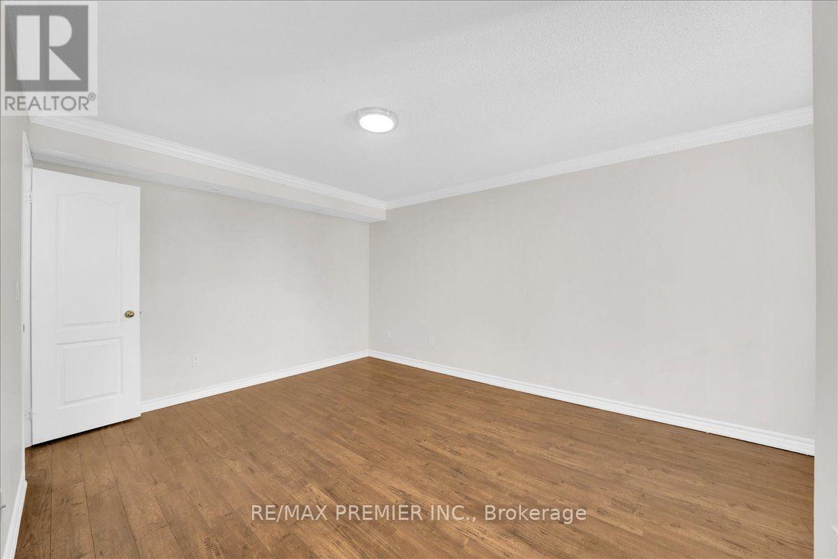 8 - 141 Isaac Devins Boulevard, Toronto, Ontario  M9M 0C4 - Photo 15 - W13743722