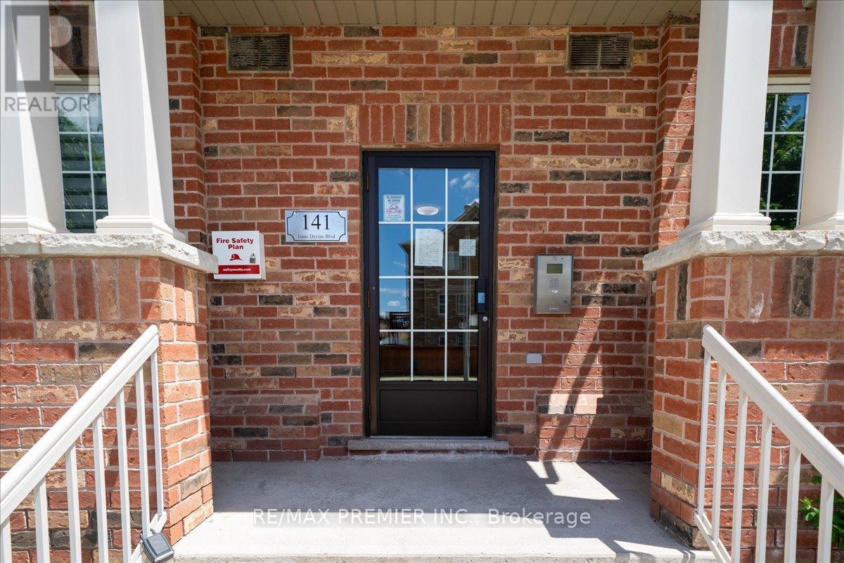 8 - 141 Isaac Devins Boulevard, Toronto, Ontario  M9M 0C4 - Photo 2 - W13743722