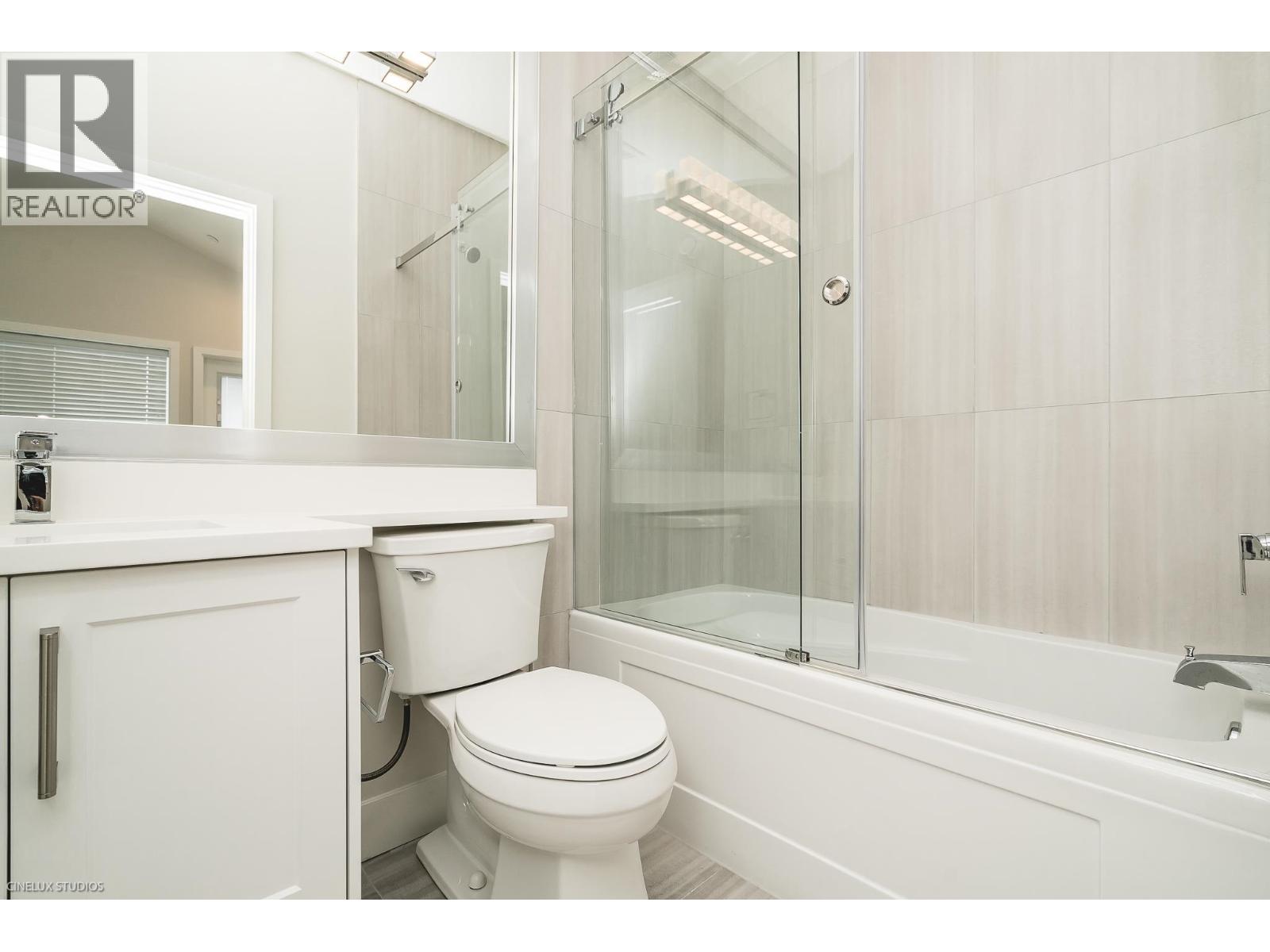 2368 E 34th Avenue, Vancouver, British Columbia  V5R 2S6 - Photo 9 - R3159082